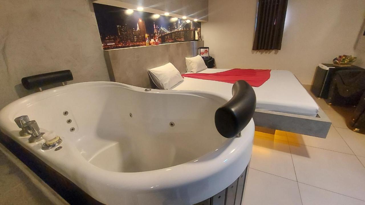 Motel Copacabana Ribeirao Preto Ngoại thất bức ảnh