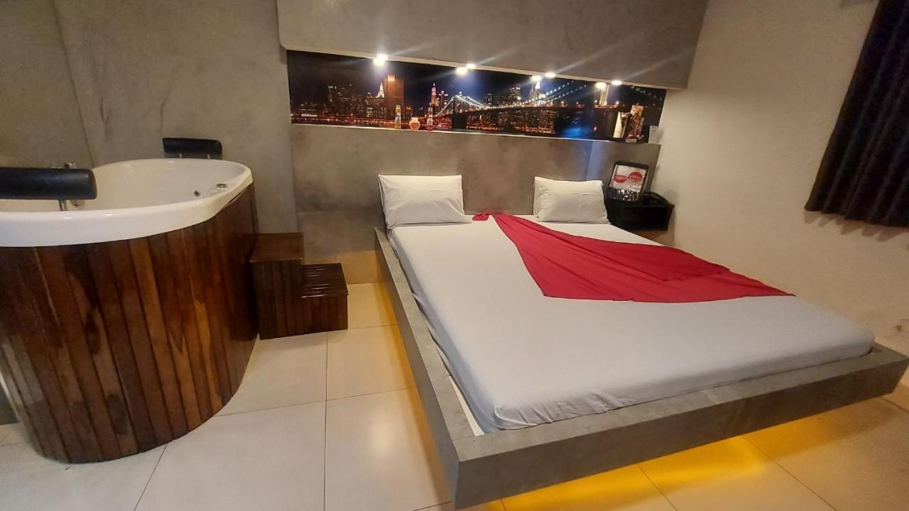 Motel Copacabana Ribeirao Preto Ngoại thất bức ảnh